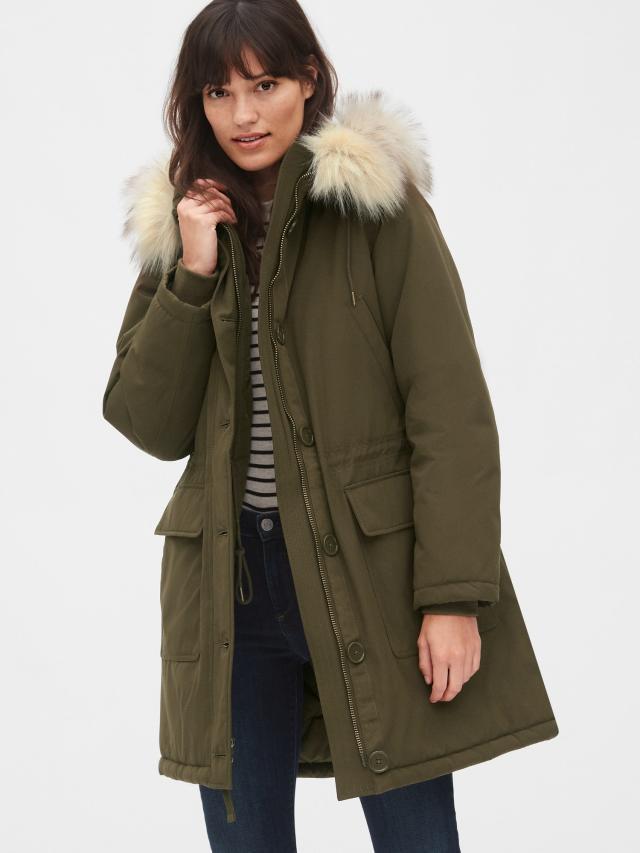 GAP parka jas coat faux fur winter merk chic hip jacket xs, Kleding | Dames, Ophalen of Verzenden, Zo goed als nieuw, Maat 34 (XS) of kleiner