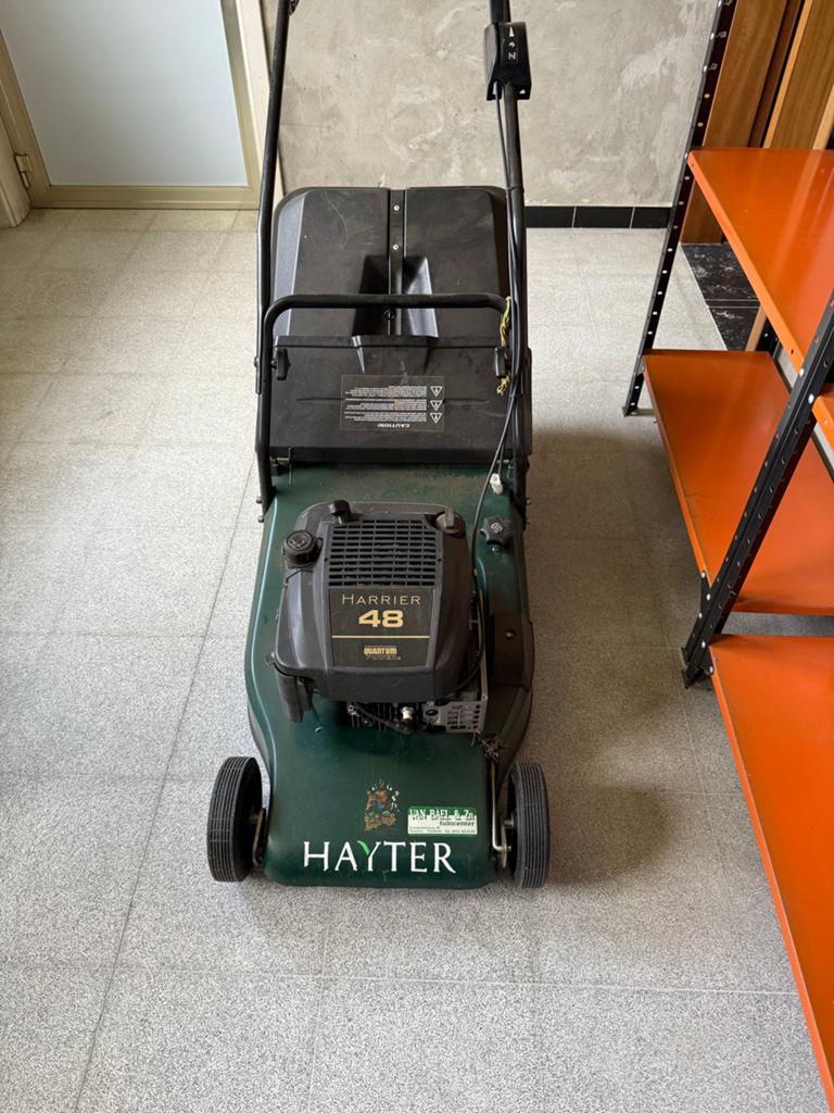 Hayter Harrier 48 Benzine Grasmaaier met Opvangzak, Tuin en Terras, Grasmaaiers, Cirkelmaaier, Gebruikt, Ophalen of Verzenden