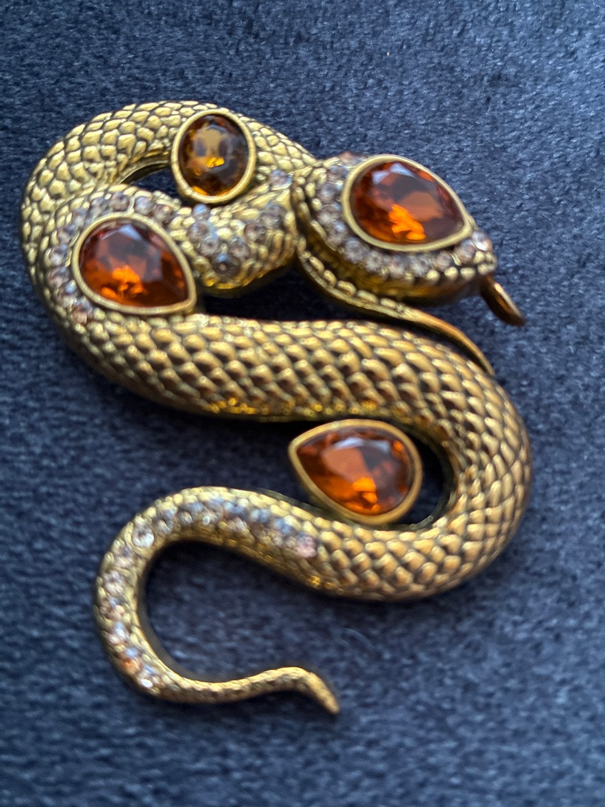 Vintage Slangenbroche met Oranje en Transparante Strass, Overige materialen, 4 tot 7 cm, Gebruikt, Ophalen of Verzenden