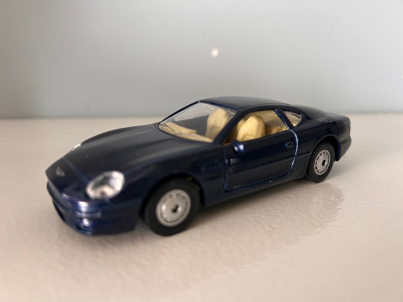 Aston Martin DB7 Maisto Supercar Collection 1:39, Ophalen of Verzenden, Nieuw, Auto