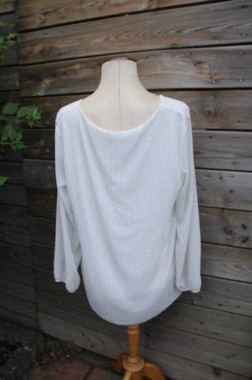 Tuniek creme/ zwart Addy van den Krommenacker mt L/Xl Vaste, Wit, Maat 42/44 (L), Ophalen of Verzenden, Zo goed als nieuw