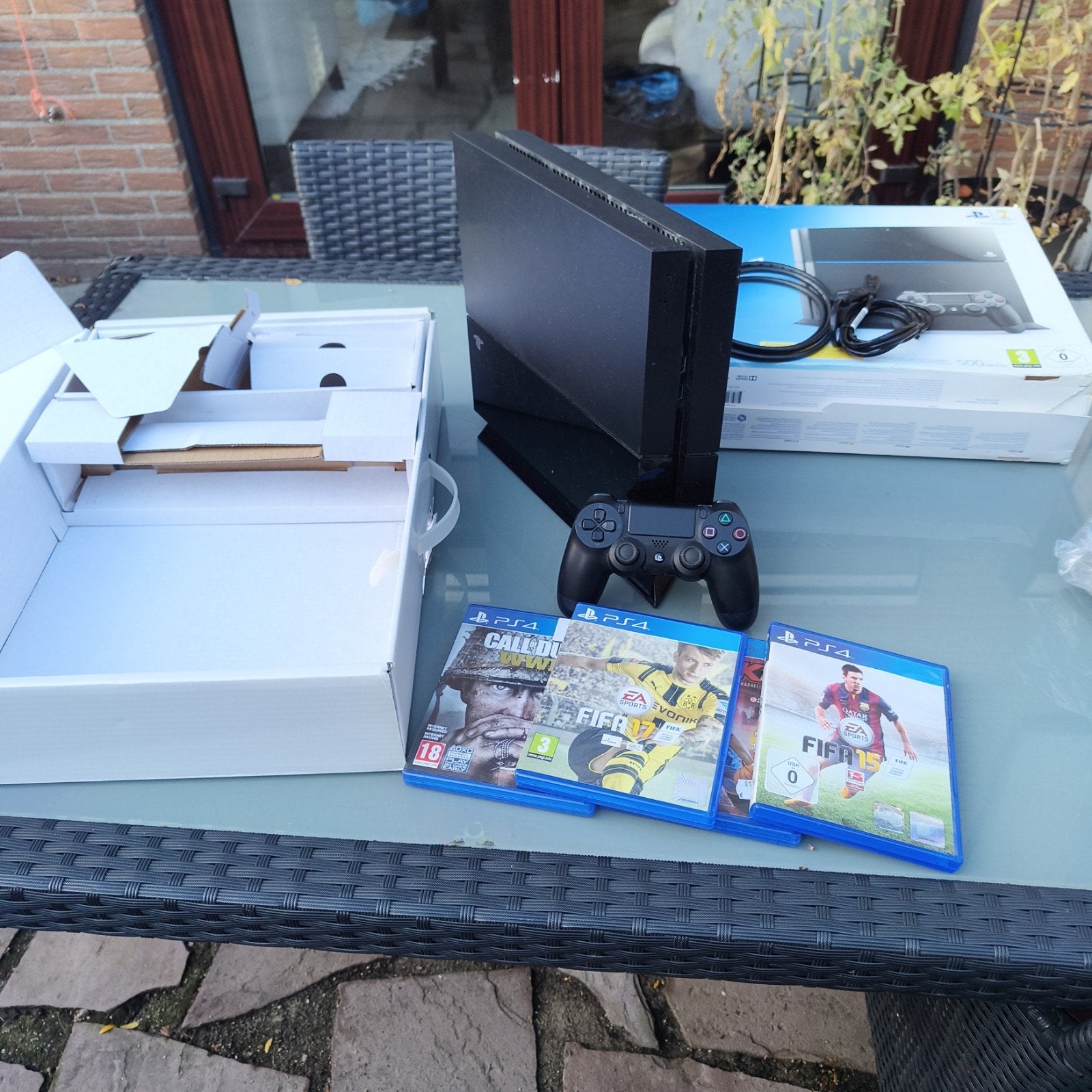 PlayStation 4 met controller en games, Ophalen of Verzenden, Zo goed als nieuw, Met 1 controller, Slim