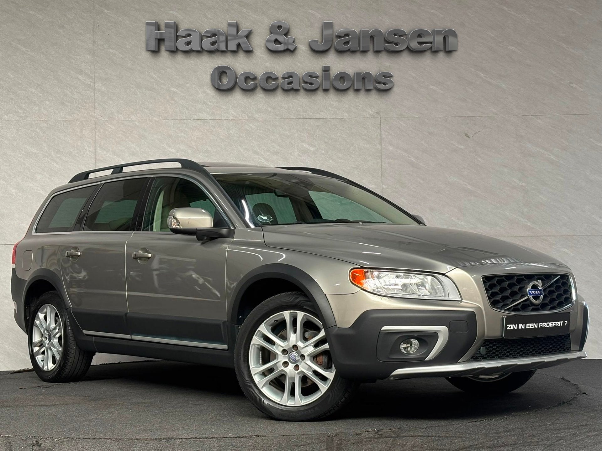 Volvo XC70 2.0 T5 FWD Momentum Panoramadak Leder Cruise, 15 km/l, Gebruikt, Beige, 4 cilinders