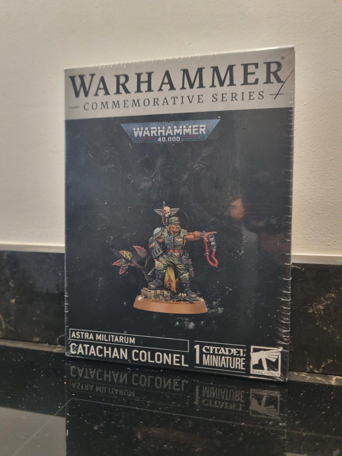 Warhammer 40k  Catachan Colonel, Hobby en Vrije tijd, Modelbouw | Figuren en Diorama's, Ophalen of Verzenden, Nieuw, Groter dan 1:35
