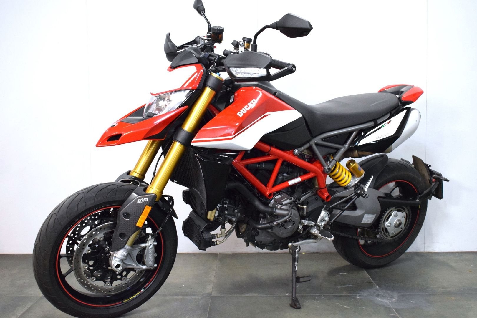 DUCATI HYPERMOTARD 950 SP (bj 2019) ABS 1E EIGENAAR, DUCATI, 2 cilinders, Motorrijbewijs A, Bedrijf