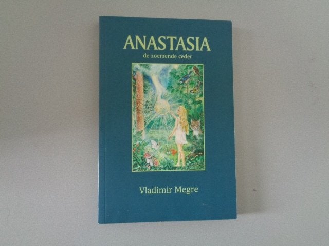 Anastasia de zoemende ceder / Vladimir Megre, Boeken, Gelezen, Verhaal of Roman, Vladimir Megre, Ophalen of Verzenden