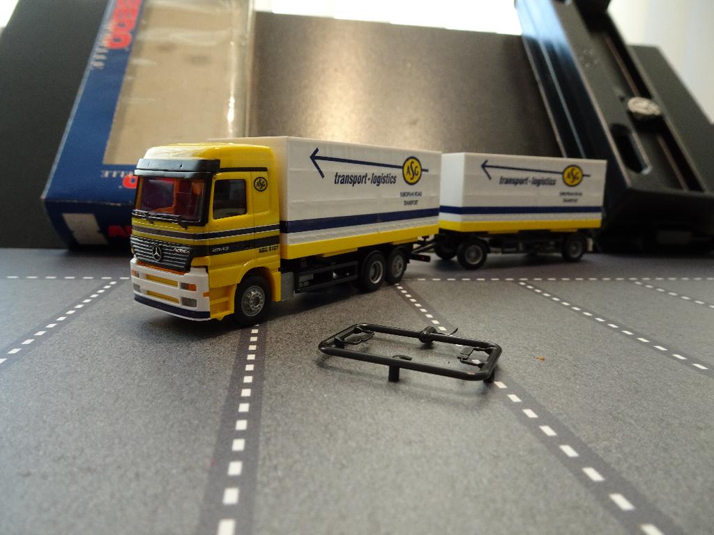 737 albedo herpa mercedes actros asg combi afzetbak 1:87, Hobby en Vrije tijd, Modelauto's | 1:87, Ophalen of Verzenden, Nieuw