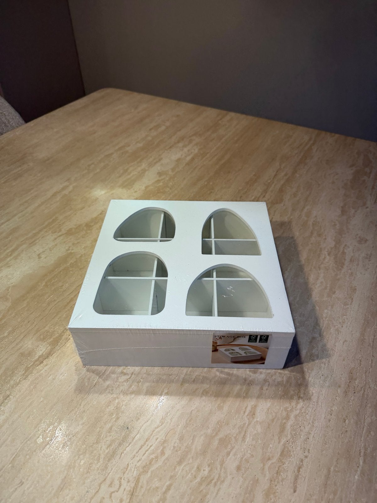 Witte opbergdoos met 4 vakken - Nieuw in verpakking, Ophalen of Verzenden, Nieuw, Kunststof, Minder dan 50 cm