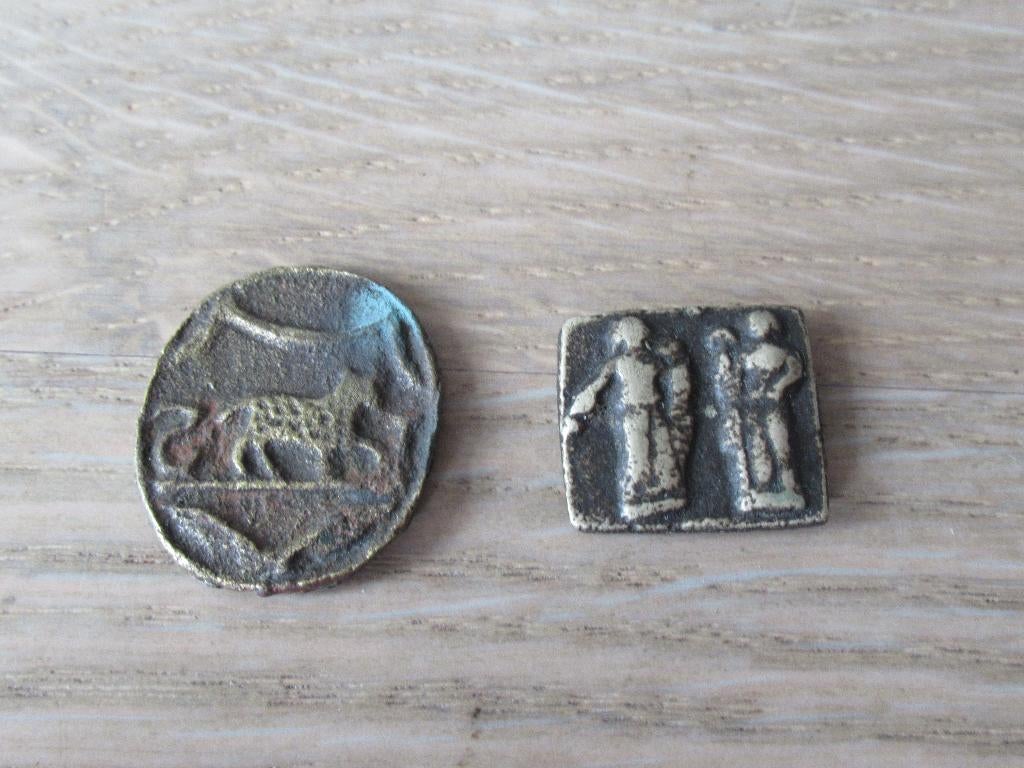 lakstempels aniek met afbeeldingen / bodemvondst, Ophalen of Verzenden