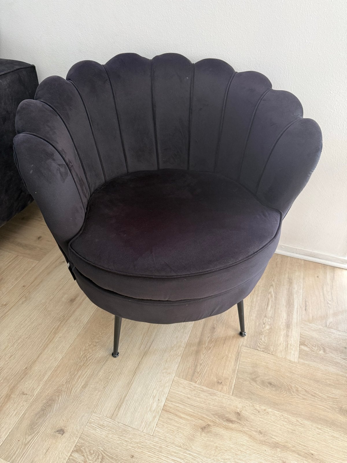 Zwarte fluwelen schelpfauteuil - Zo goed als nieuw, Zwart, Ophalen of Verzenden, Zo goed als nieuw, Eén