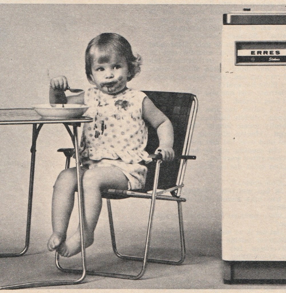 Retro reclame 1966 Erres wasmachine kindje op stoeltje, Verzamelen, Retro, Verzenden, Overige typen