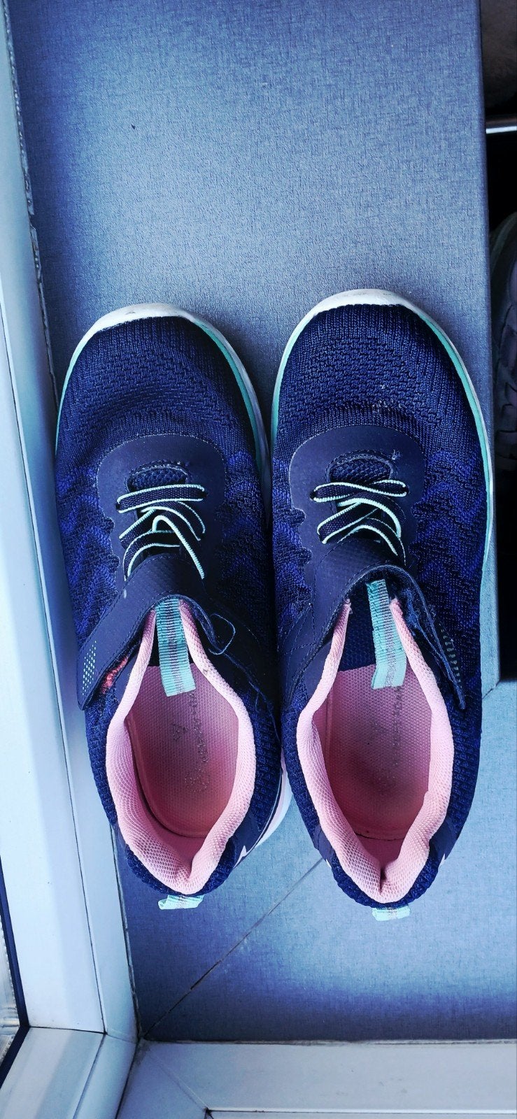 Osaga gym schoenen donkerblauw/roze maat 34 kids, Meisje, Schoenen, Osaga, Ophalen of Verzenden