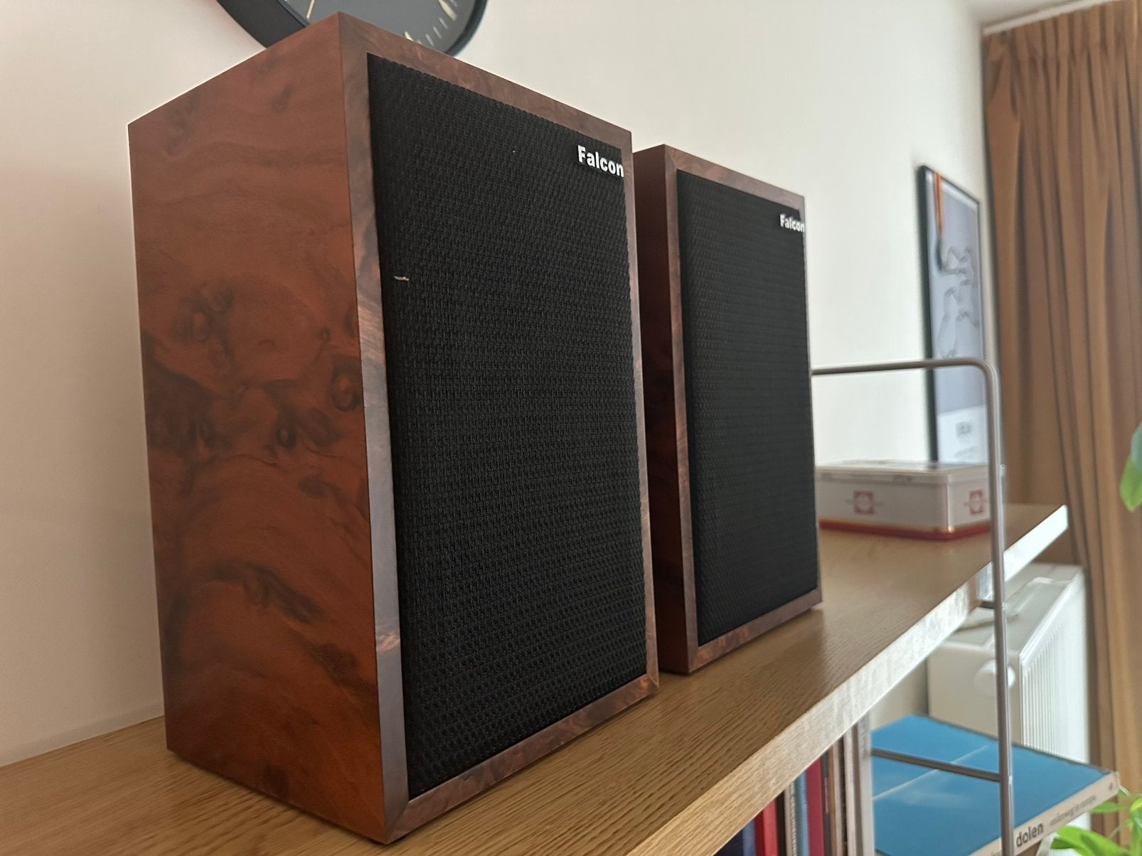 Falcon Acoustics LS3/5A Gold Badge Walnut Burr uitvoering, Audio, Tv en Foto, Luidsprekers, Ophalen of Verzenden, Zo goed als nieuw