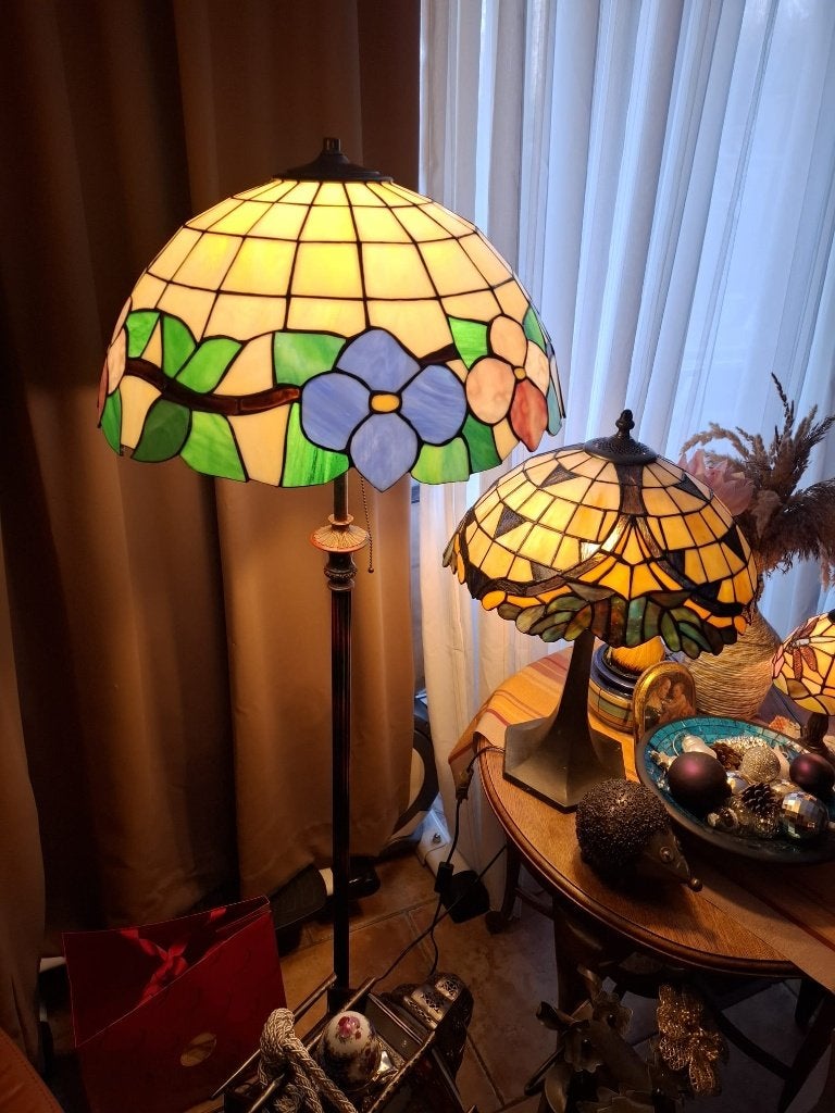 Tiffany staande lamp 152 cm – grote kap ca. 50 cm – bloemen, Ophalen
