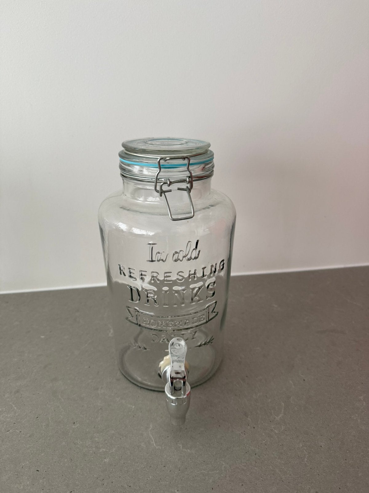 Glazen drank dispenser, Ophalen of Verzenden, Zo goed als nieuw