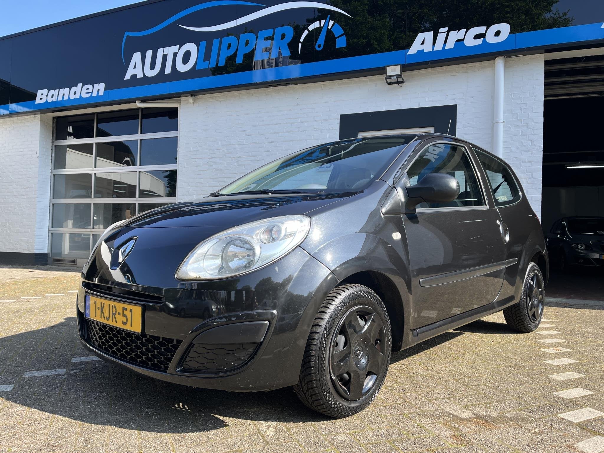 Renault Twingo 1.2-16V Authentique /Nieuwe apk/Nieuwe distri, Auto's, Renault, Voorwielaandrijving, Gebruikt, 31 €/maand, 4 cilinders