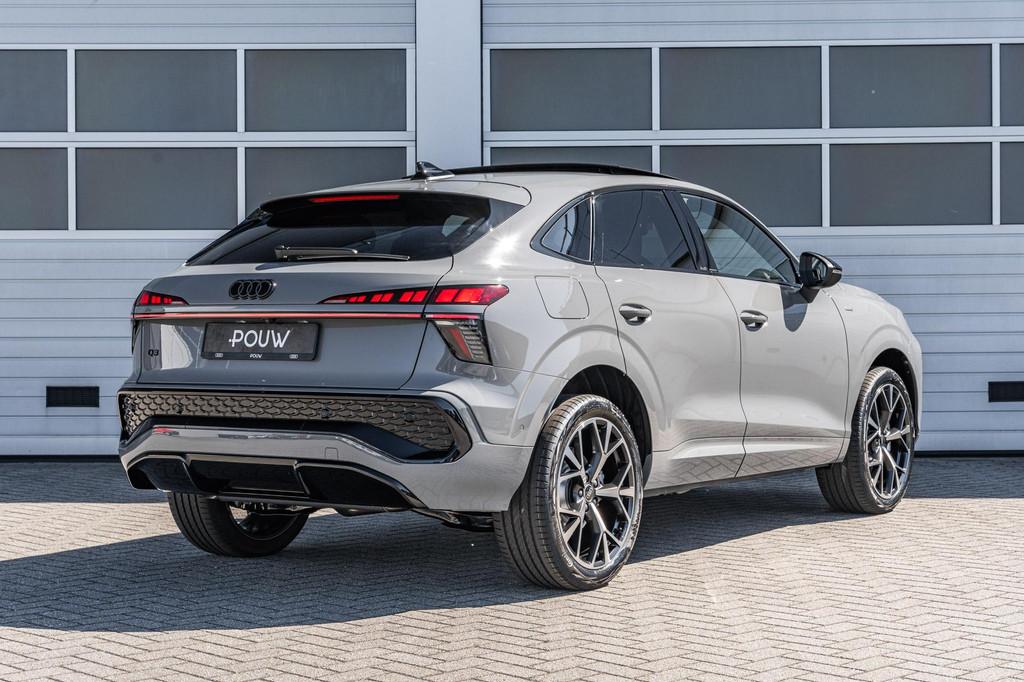 Audi Q3 Sportback 1.5 e-hybrid 272pk S edition Audi exclusiv, Auto's, Audi, 12 maanden, 1800 kg, 1498 cc, 4 cilinders