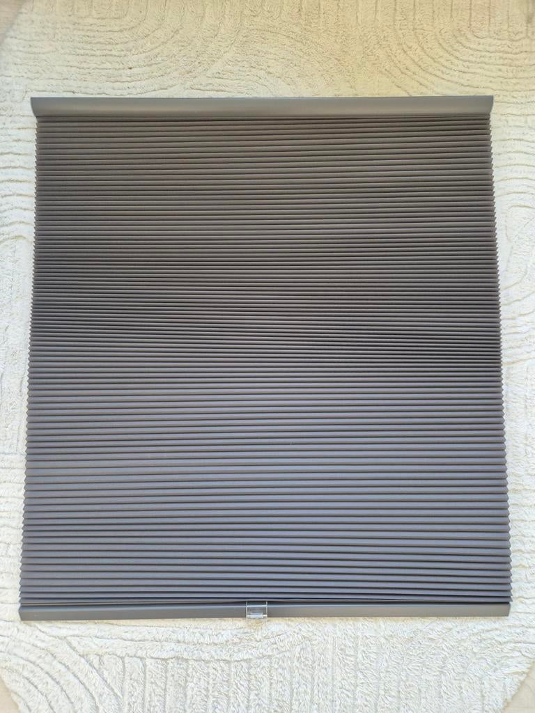 Grijs plissé gordijn, half lichtdoorlatend, Ophalen, Grijs, 50 tot 100 cm, 200 cm of meer