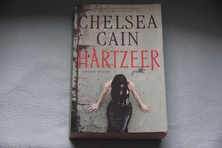 Boek: Hartzeer door Chelsea Cain, spannende thriller, Boeken, Ophalen of Verzenden, Zo goed als nieuw, Chelsea Cain, Amerika