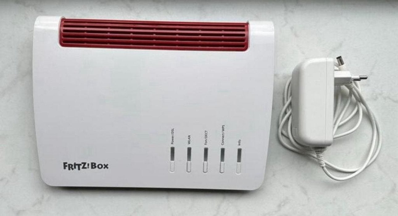 AVM Fritz!box 7590 / Router / Modem / Werkt perfect!, Ophalen of Verzenden, Zo goed als nieuw