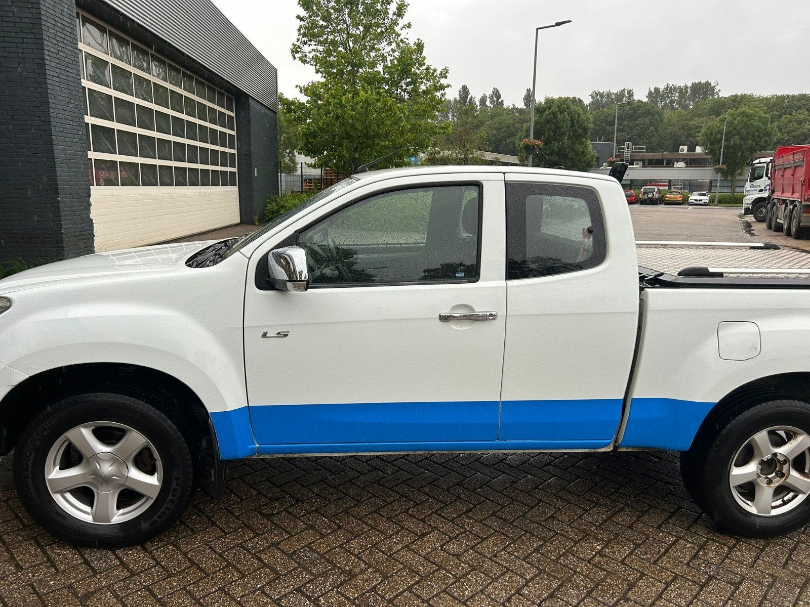 Isuzu D-max 2.5D 120KW 2016, 4 cilinders, 163 pk, Origineel Nederlands, Diesel