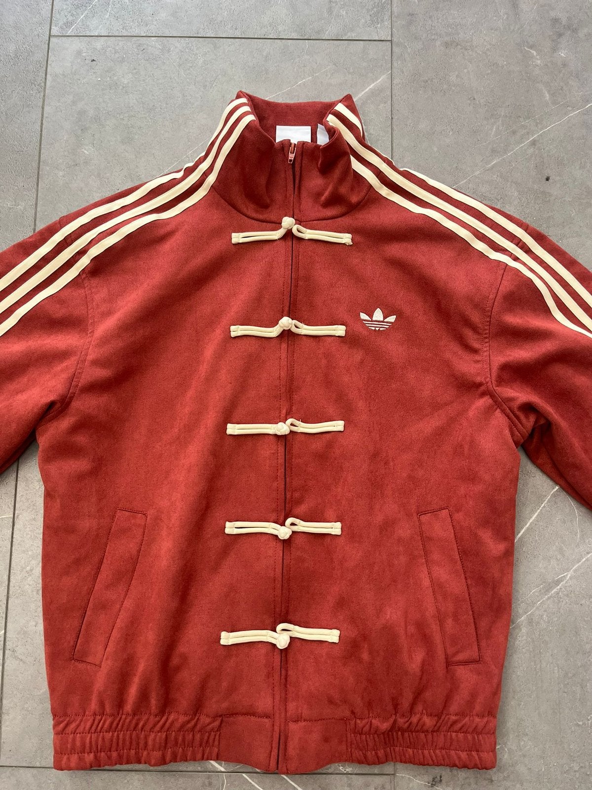 Adidas chinese new year s, Ophalen of Verzenden, Nieuw