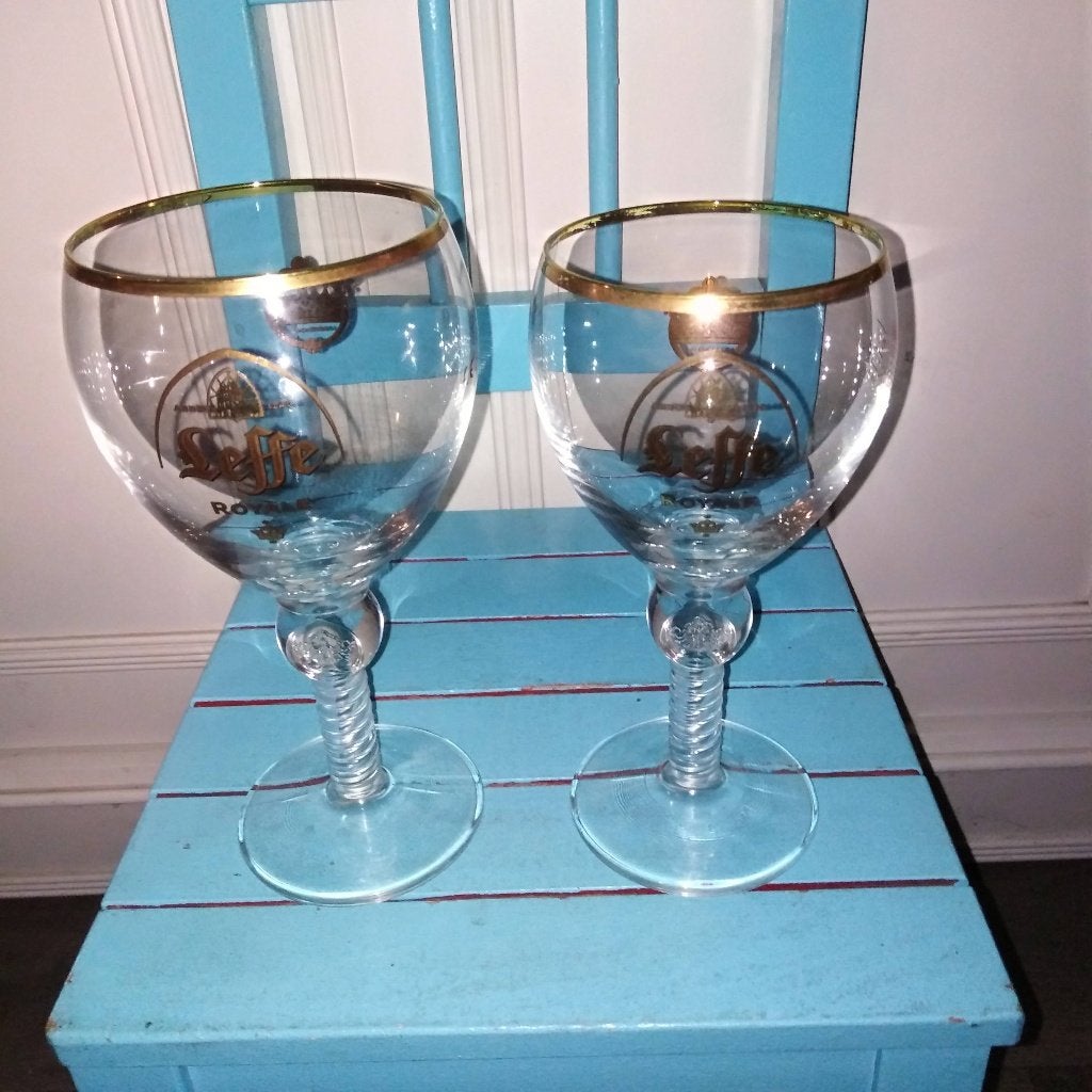Leffe Royale bierglazen 2 stuks, Verzamelen, Biermerken, Ophalen, Gebruikt, Glas of Glazen, Leffe