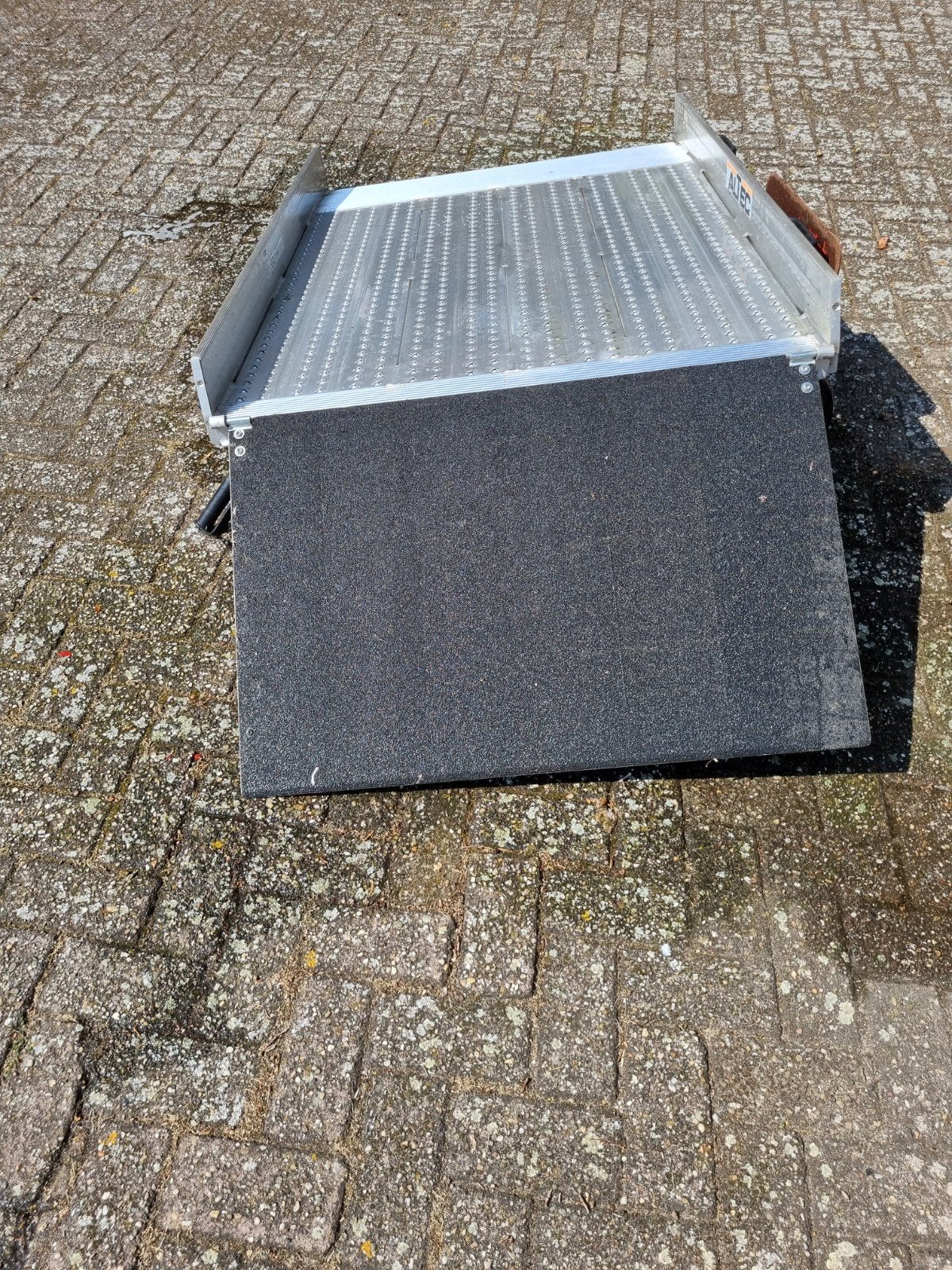 oprijplaat ALTEC 100cm breed  222cm uitgeklapt, Ophalen