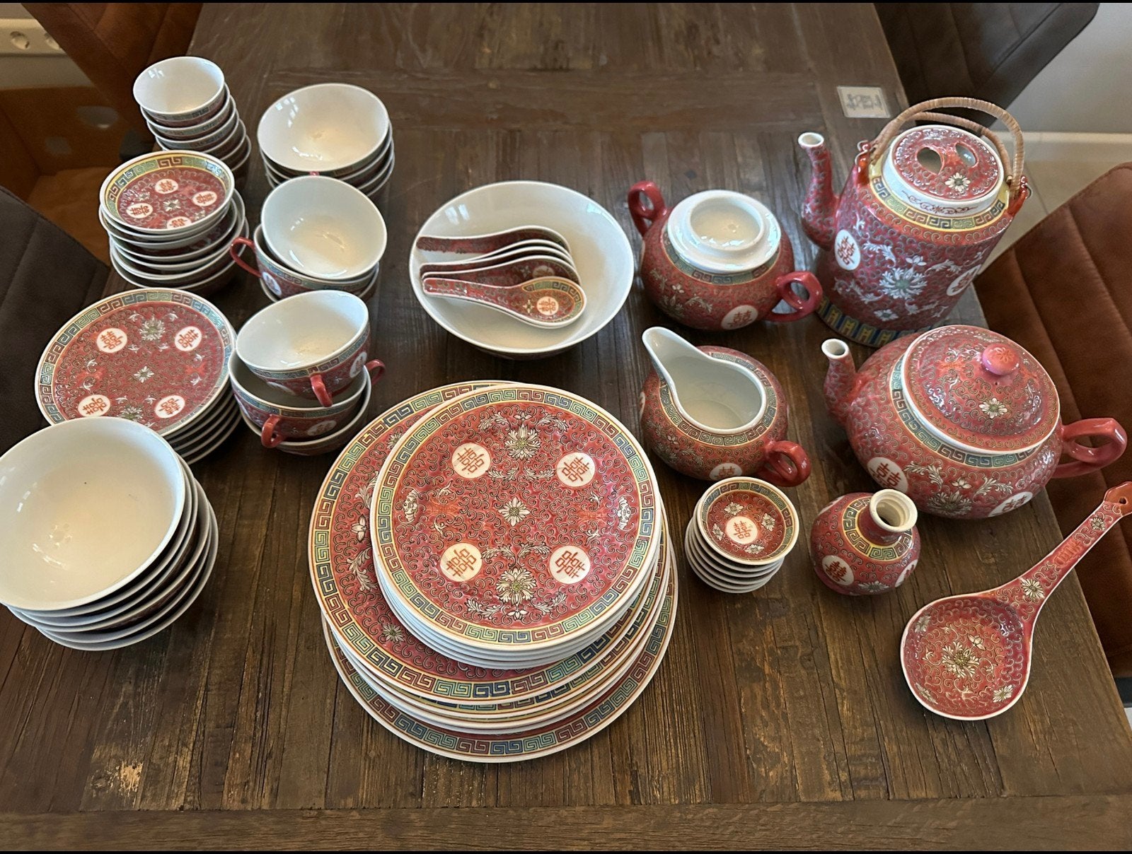 Chinees Trouwservies Famille Rose "Double Happiness", Antiek en Kunst, Ophalen