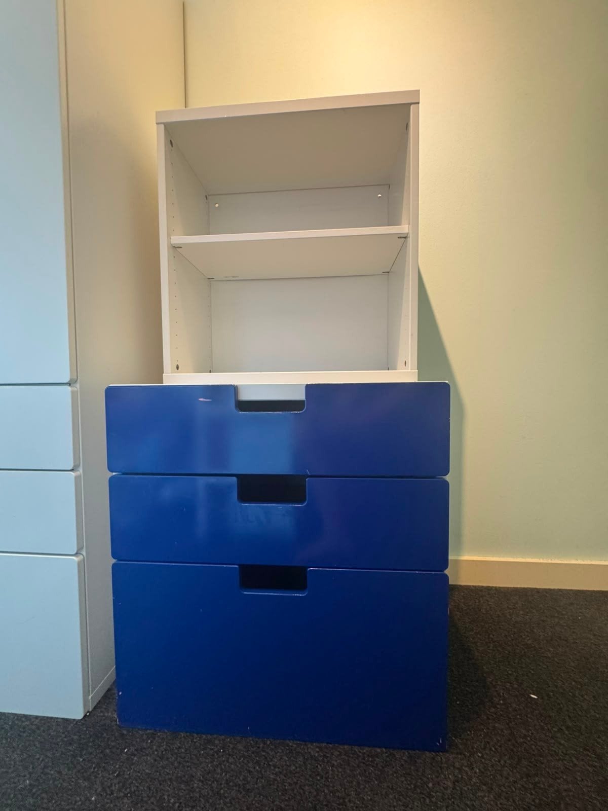 Stuva ladekast met 3 lades en boekenkastje, Ophalen