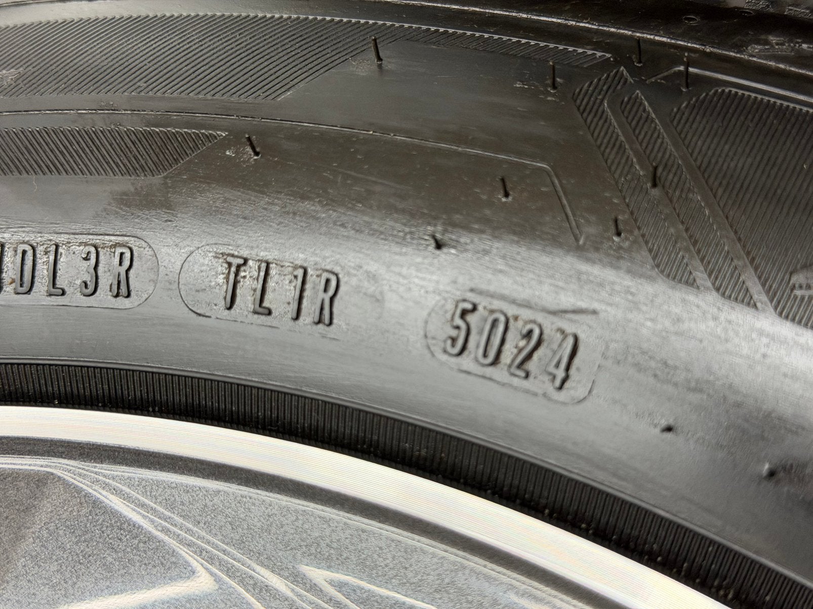 DEMO! Originele 17 inch VW Passat B9 Bologna 5x112 Goodyear, Auto-onderdelen, Banden en Velgen, Ophalen, 215 mm, ., Banden en Velgen