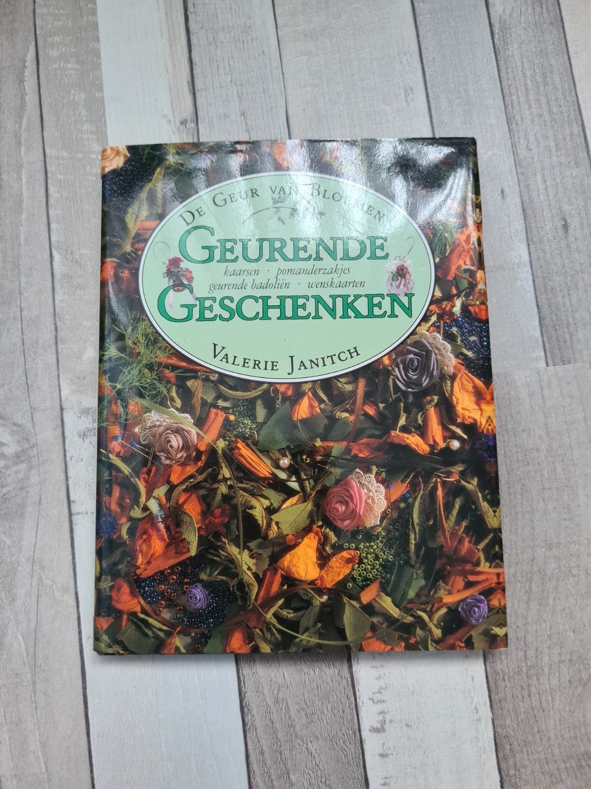 Janitch - Geurende geschenken, Handgemaakt, Nieuw, Meerkleurig, Knutselboek