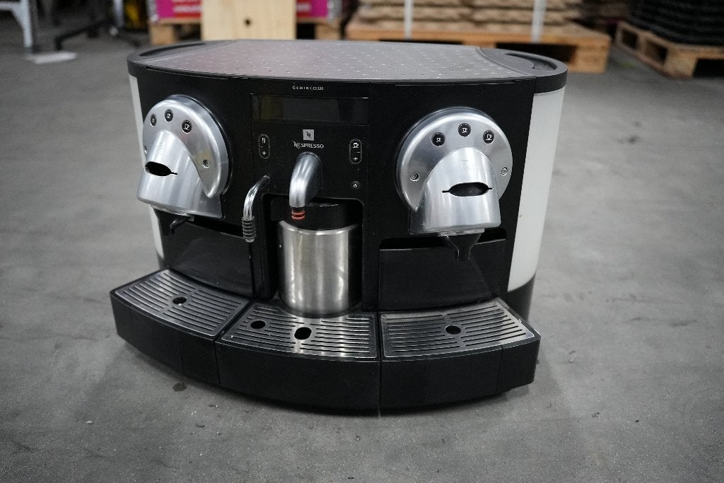 Nespresso Gemini CS 220 Pro Koffiemachine, Koffiepads en cups, Gebruikt, 10 kopjes of meer, Koffiemachine
