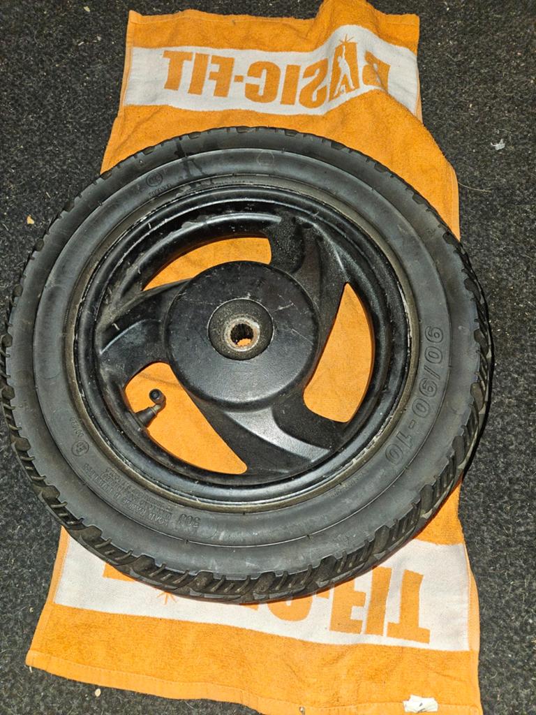 Scooter achterwiel met band 90/90-10, Ophalen of Verzenden, Gebruikt, Overige typen, Overige merken