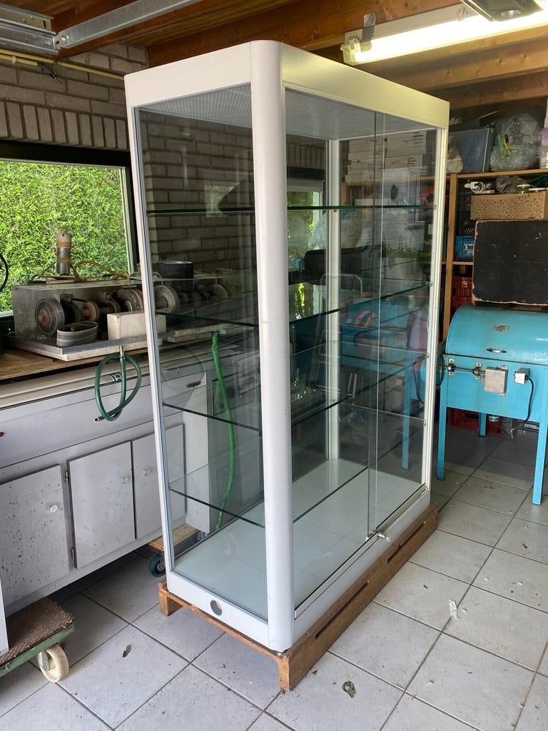 Professionele vitrinekast, witte aluminium profielen, Ophalen, 100 tot 150 cm, 150 tot 200 cm, 50 tot 75 cm