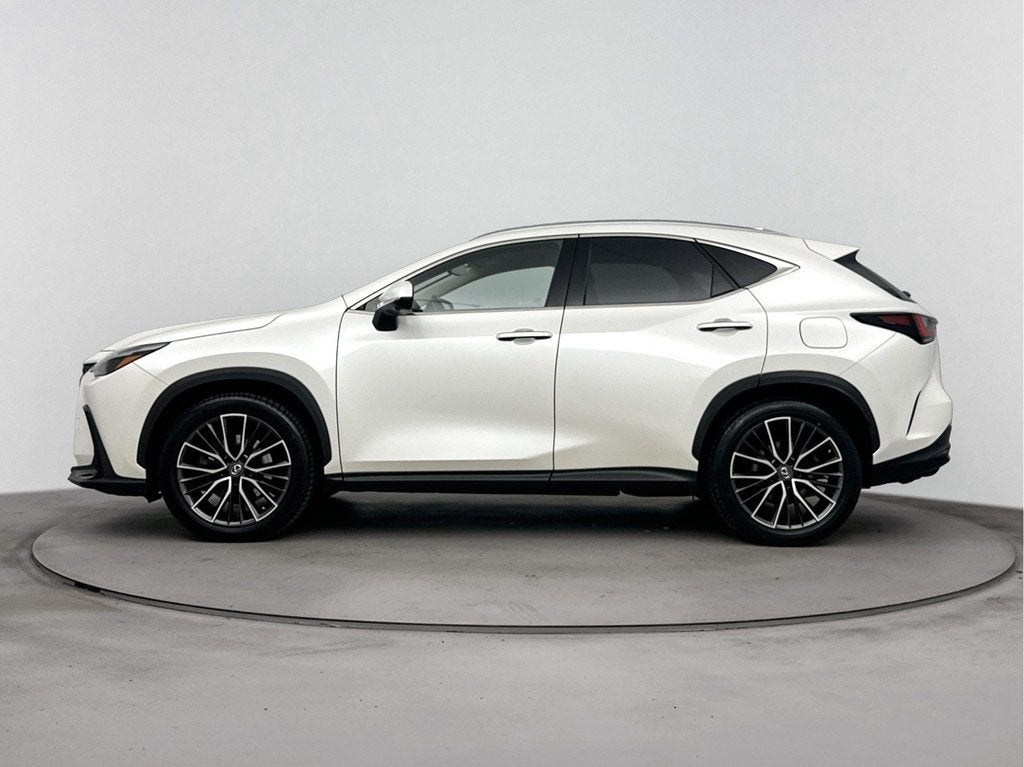 Lexus NX 450h+ AWD Executive Line | Stoelgeheugen | Carplay, Auto's, Lexus, Automaat, Gebruikt, 4 cilinders, Wit