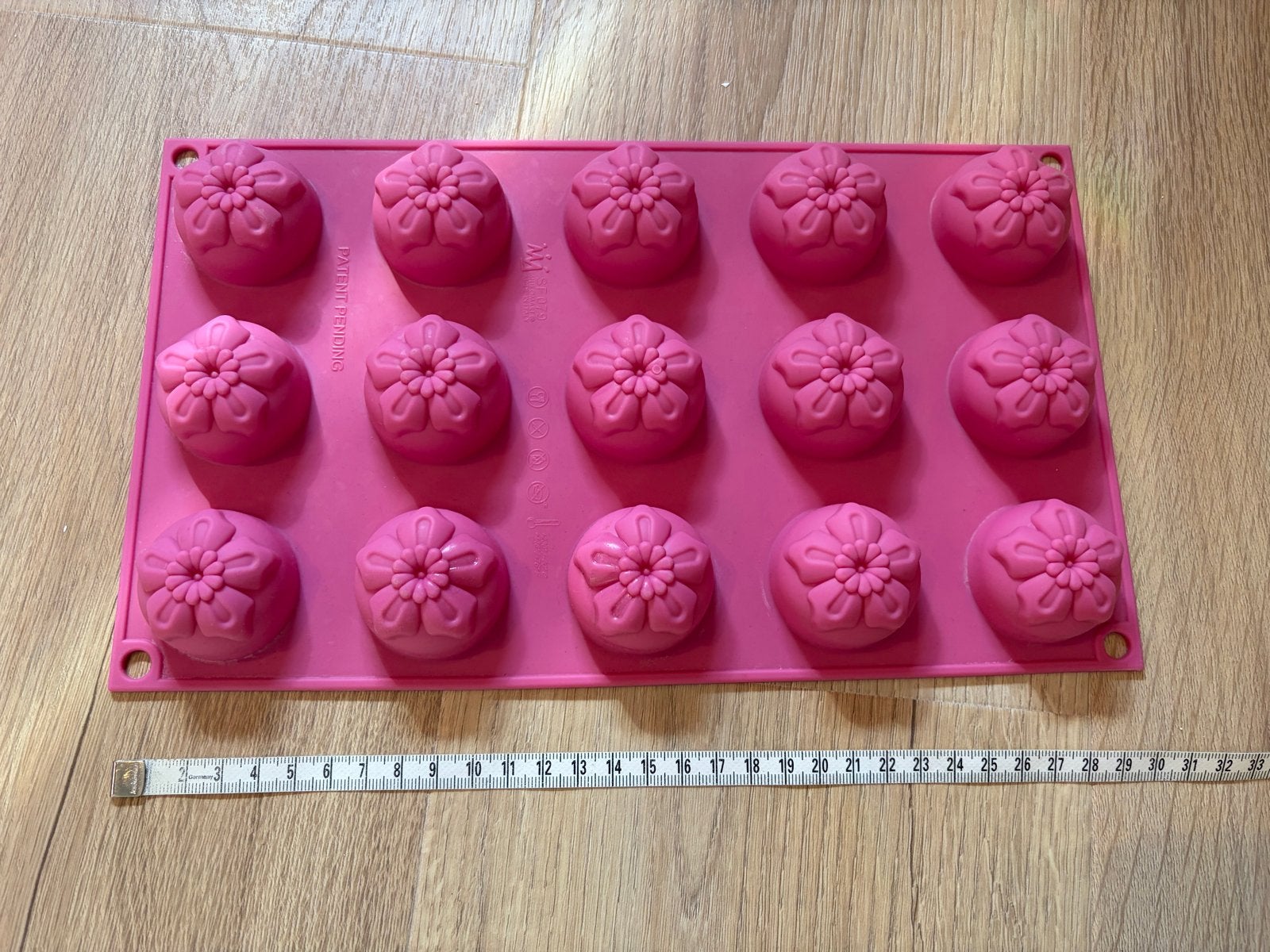 Siliconen mal vorm bakvorm bloemen cupcakes chocola zeep, Ophalen of Verzenden, Zo goed als nieuw, Cupcakes, Bakvorm