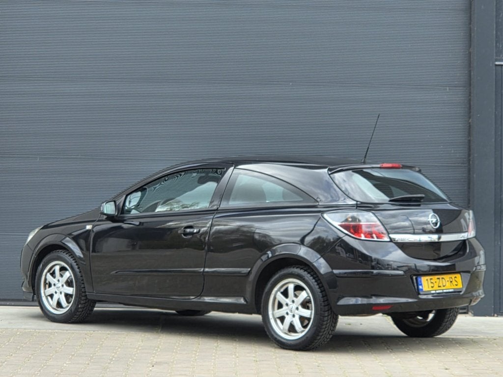 Opel Astra GTC 1.6 Temptation nap airco panodak BJ 2008!, Auto's, Opel, Voorwielaandrijving, 4 cilinders, 116 pk, Origineel Nederlands
