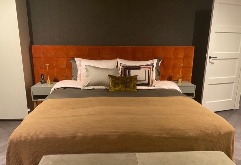 Boxspring met hoofdbord, Ophalen, 210 cm, Tweepersoons, Zo goed als nieuw