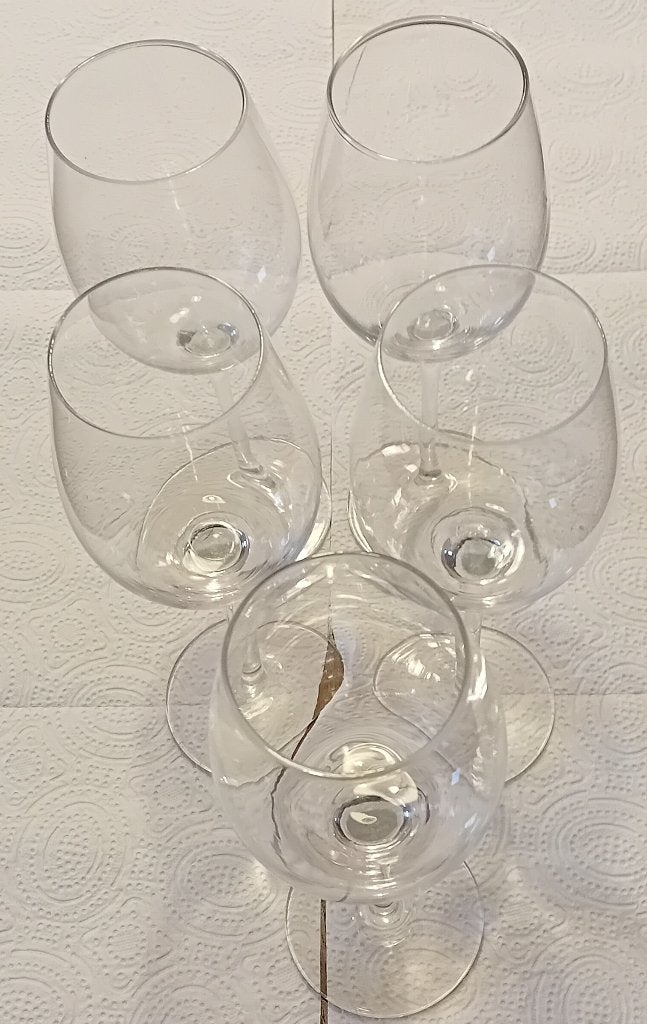 Te Koop: Vijf wijnglazen. , Ophalen of Verzenden, Gebruikt, Overige typen