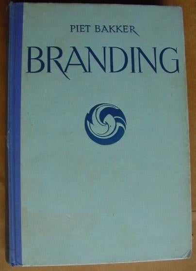 Piet Bakker - Branding, verhaal van zand en zee, Ophalen of Verzenden, Gelezen, Nederland
