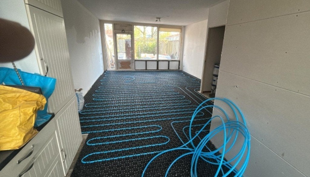 Matten en vloerverwarmingsbuis, Huizen en Kamers