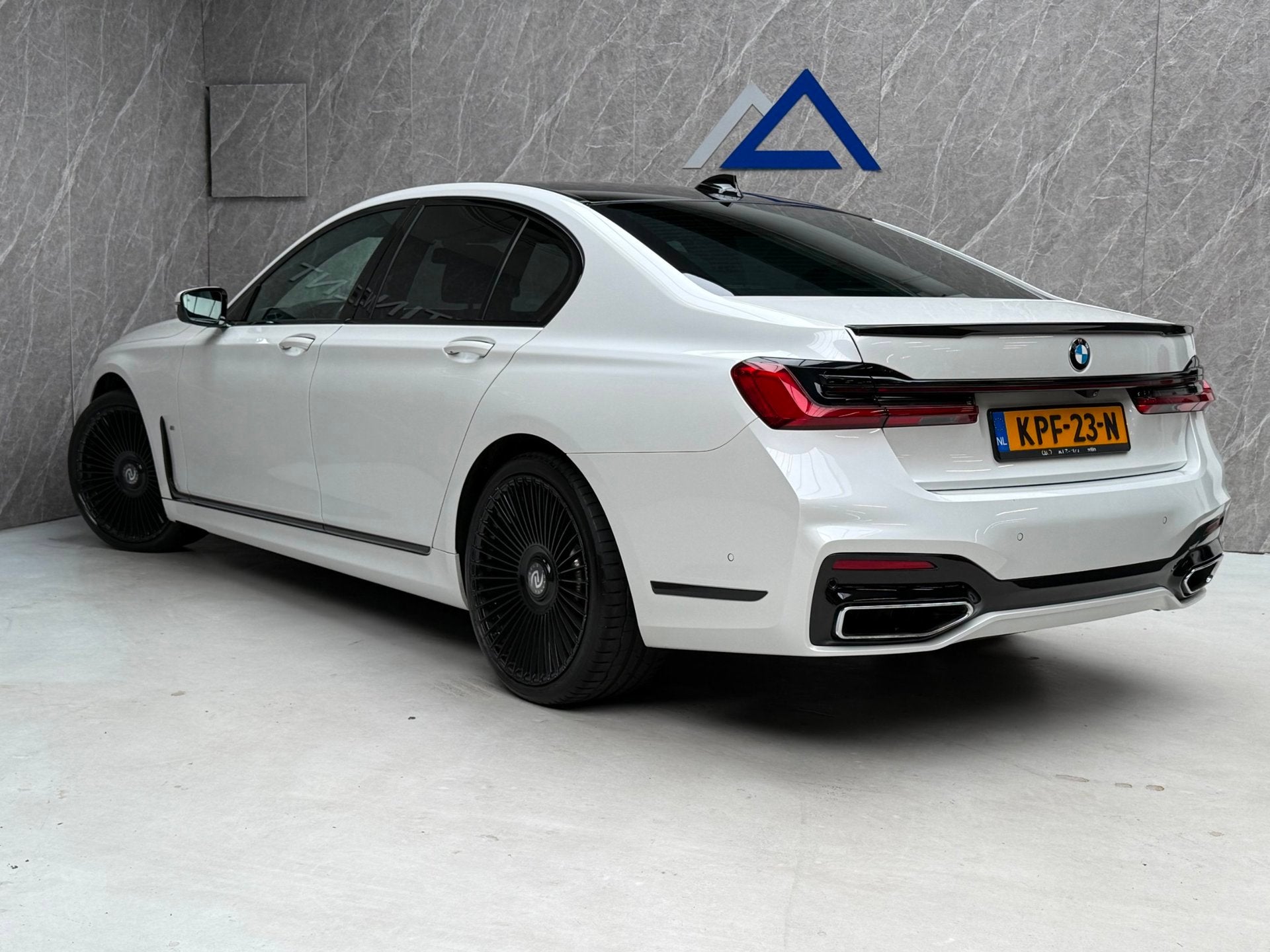BMW 7-serie 750i xDrive 530 PK / Dealer Onderhouden, Auto's, Automaat, 1940 kg, Gebruikt, 4395 cc