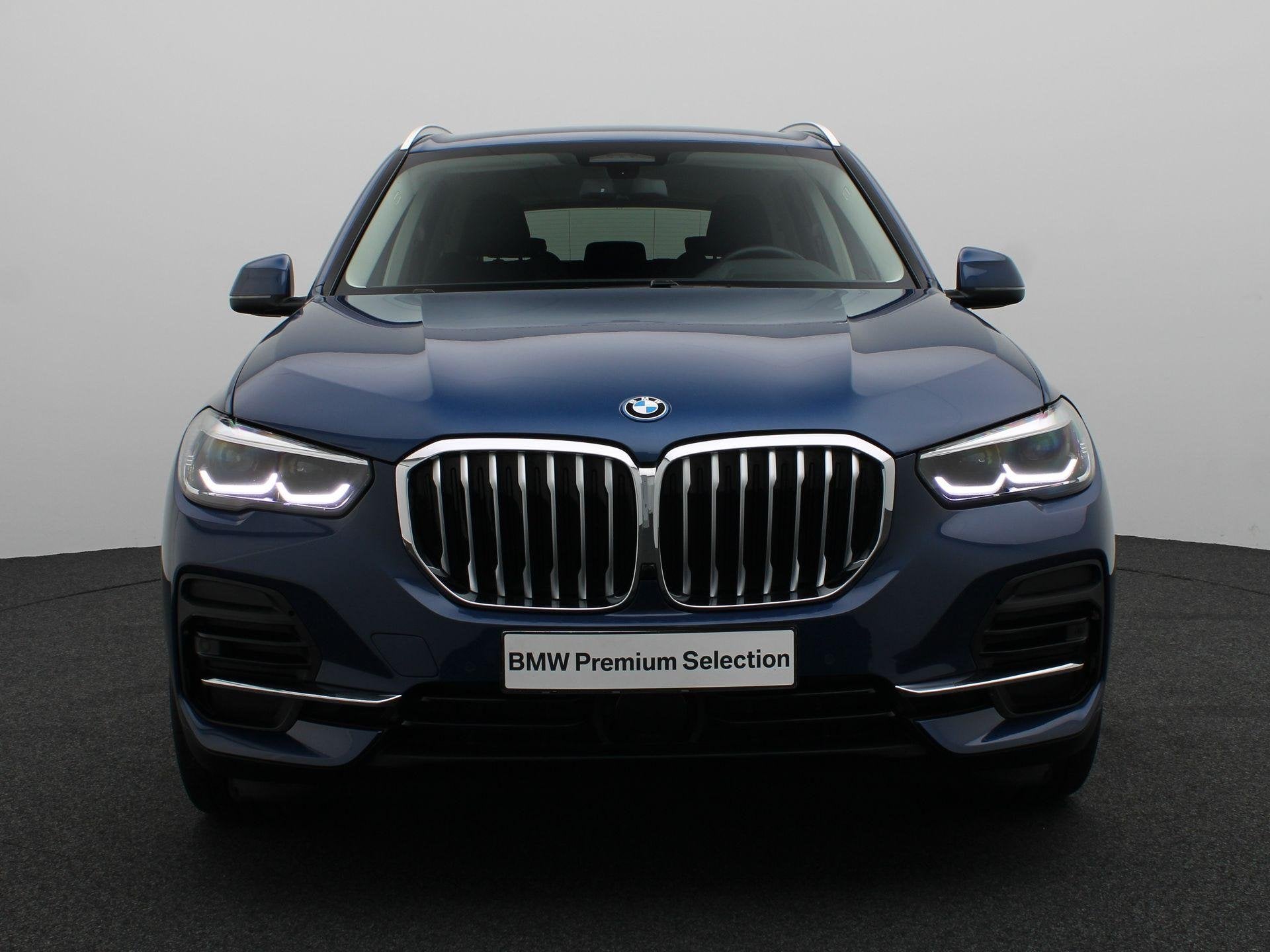 BMW X5 xDrive45e Driving Assist Prof | SoH 93% | Head-Up Dis, Stof, Gebruikt, 394 pk, Met garantie (alle)