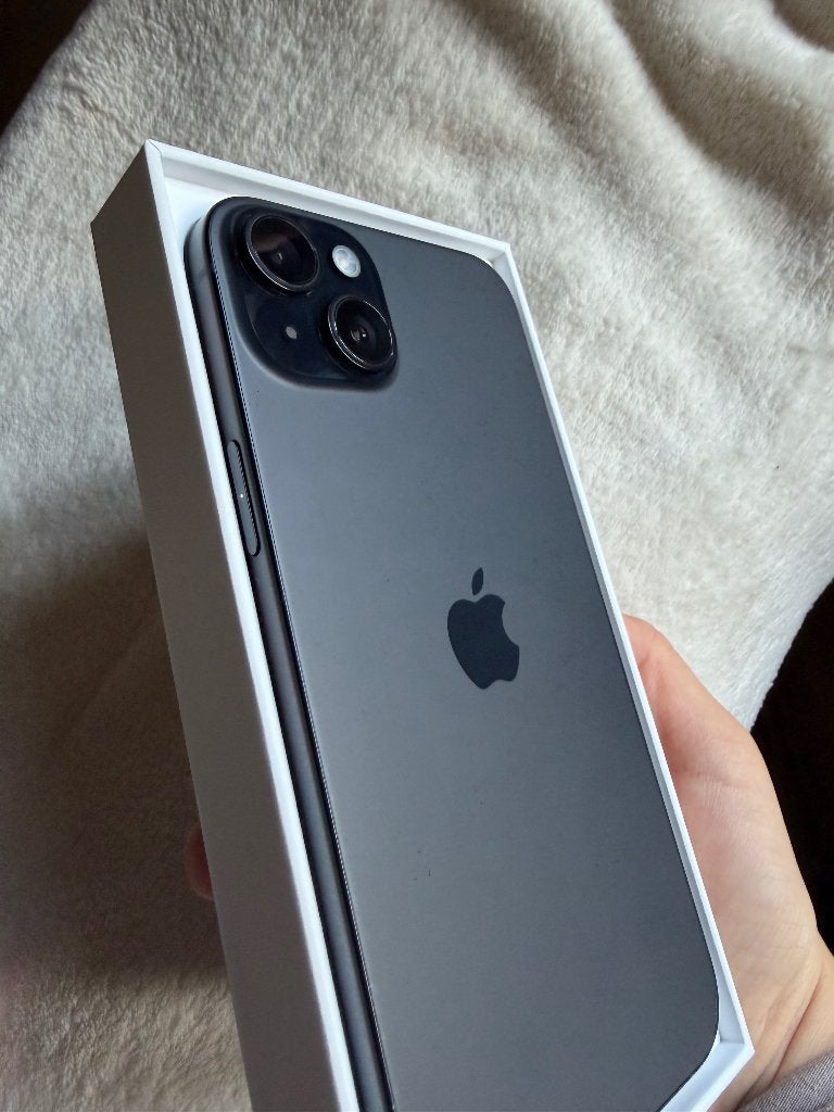 iPhone 15 plus black 128GB