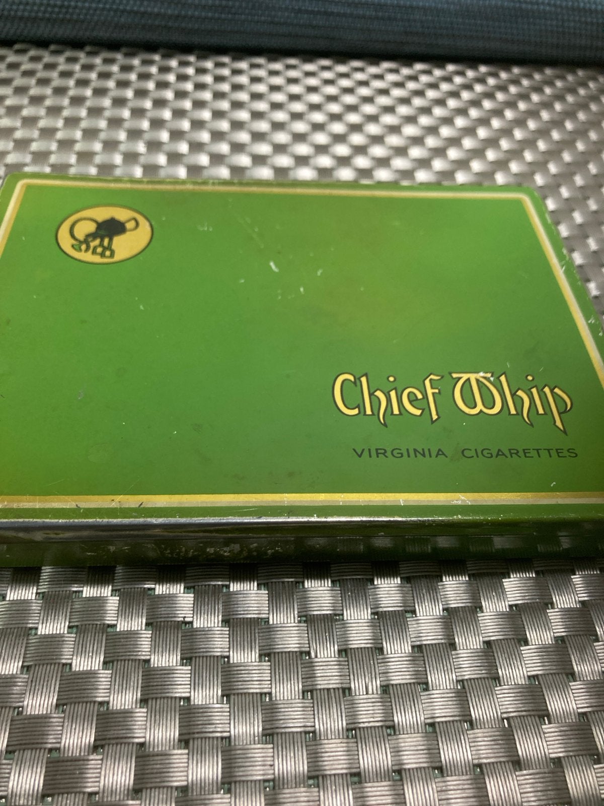 Vintage Chief Whip Virginia Cigarettes blikje, Verzamelen, Ophalen of Verzenden, Gebruikt, Overige, Overige merken