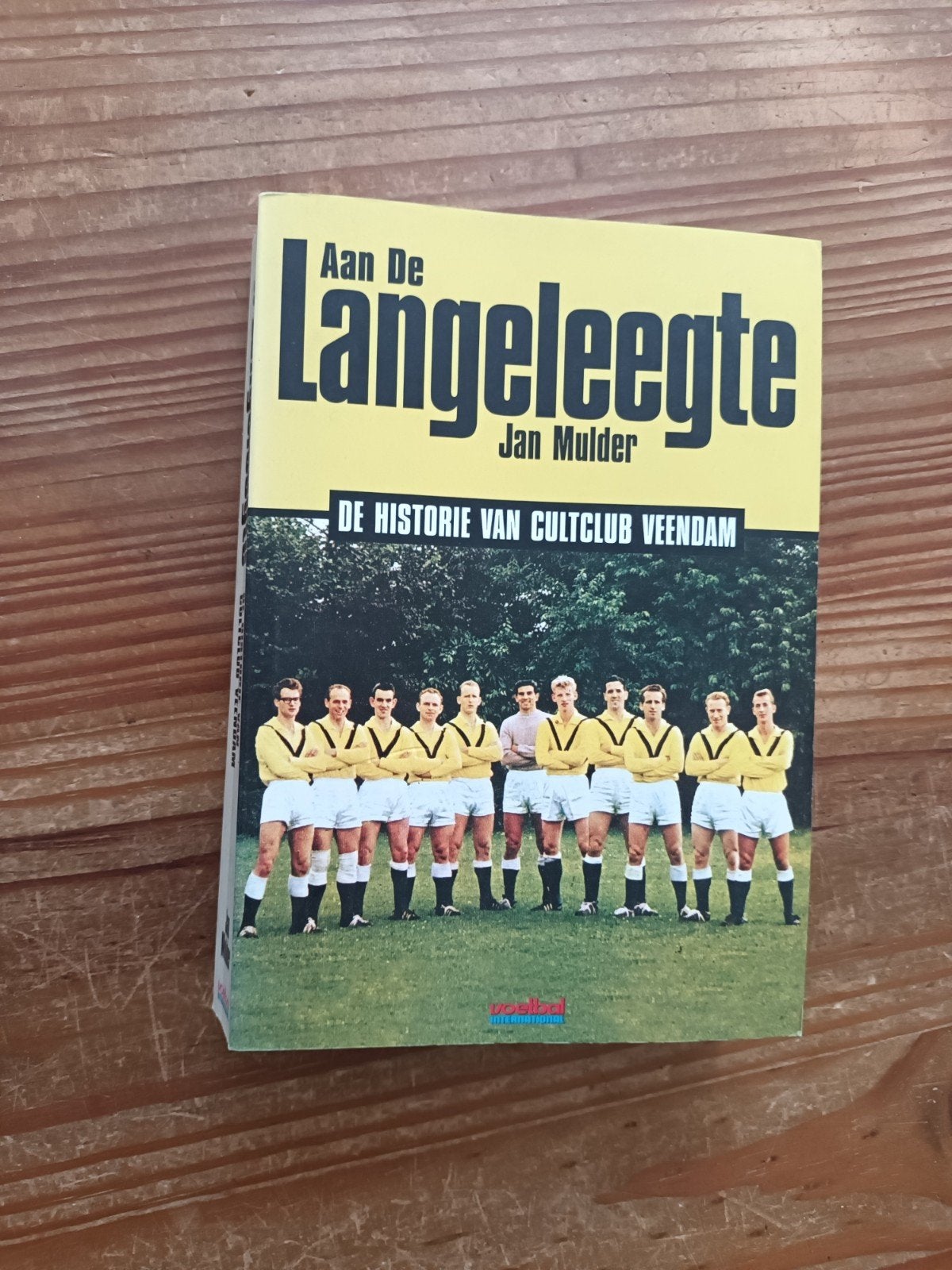 Aan De Langeleegte - De historie van cultclub Veendam, Ophalen of Verzenden, Zo goed als nieuw, Jan Mulder, Balsport