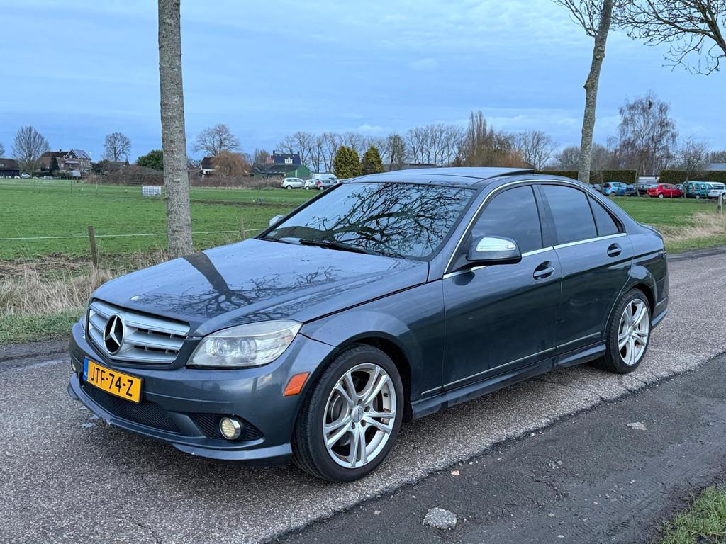 Mercedes-Benz C-klasse 350 Elegance AMG pakket APK 01-2027 A, Auto's, Mercedes-Benz, Achterwielaandrijving, Zwart, Stoelverwarming