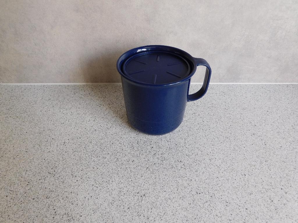Tupperware Mok en deksel  Indigo, Ophalen of Verzenden, Zo goed als nieuw, Blauw, Beker of Kan