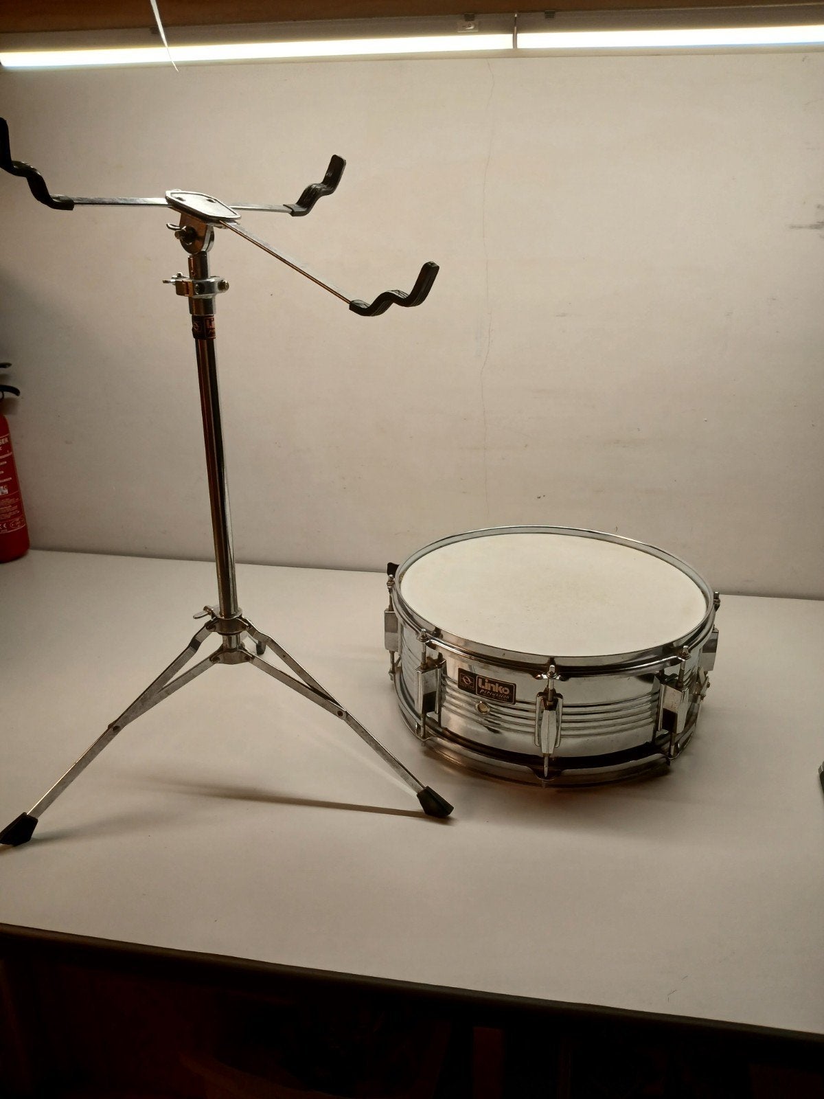 vintage Linko 14" percussie snaredrum met statief, Ophalen of Verzenden, Gebruikt, Trommel